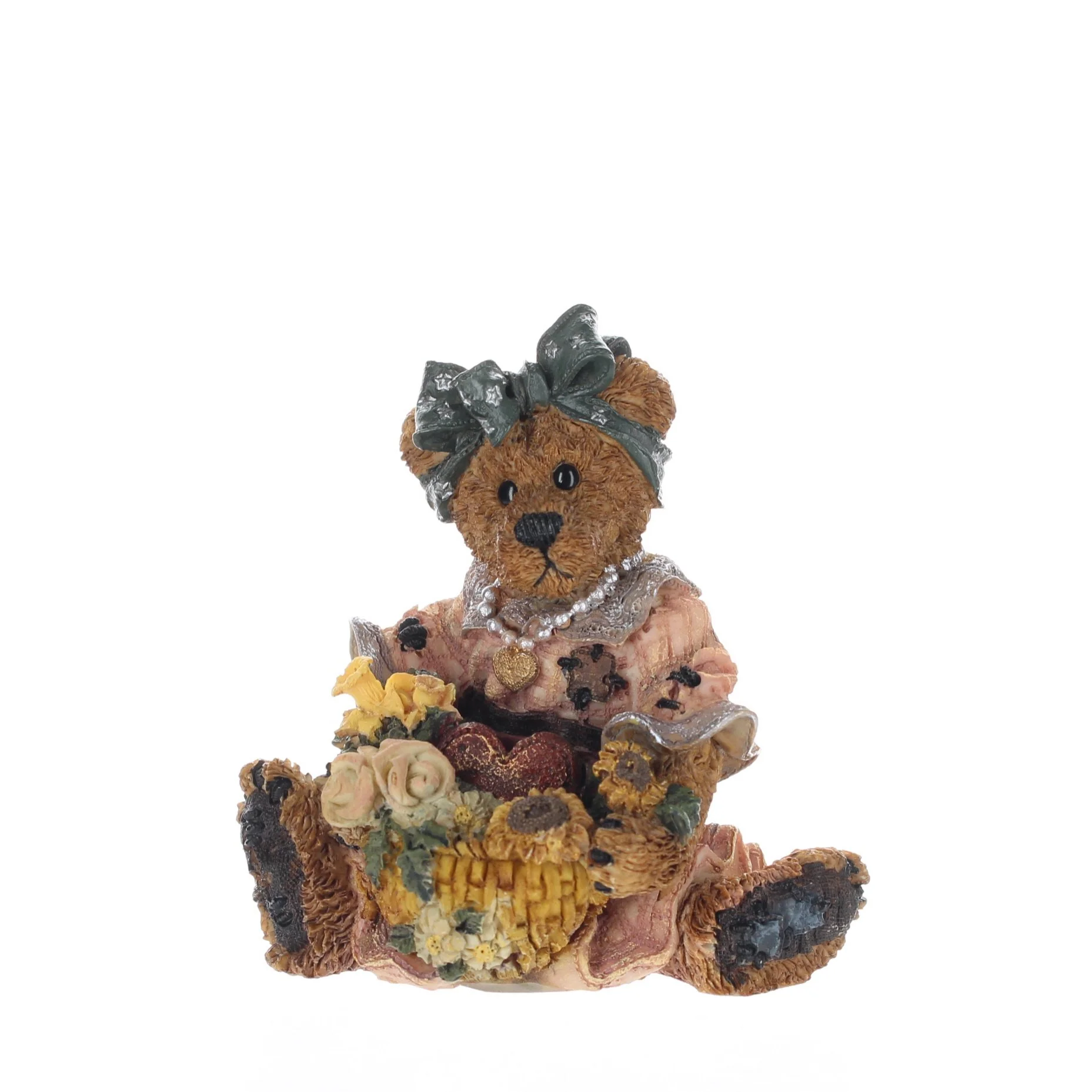 The Bearstone Collection Vintage  Resin Figurine Justinaâ€¦The Message "Bearer"