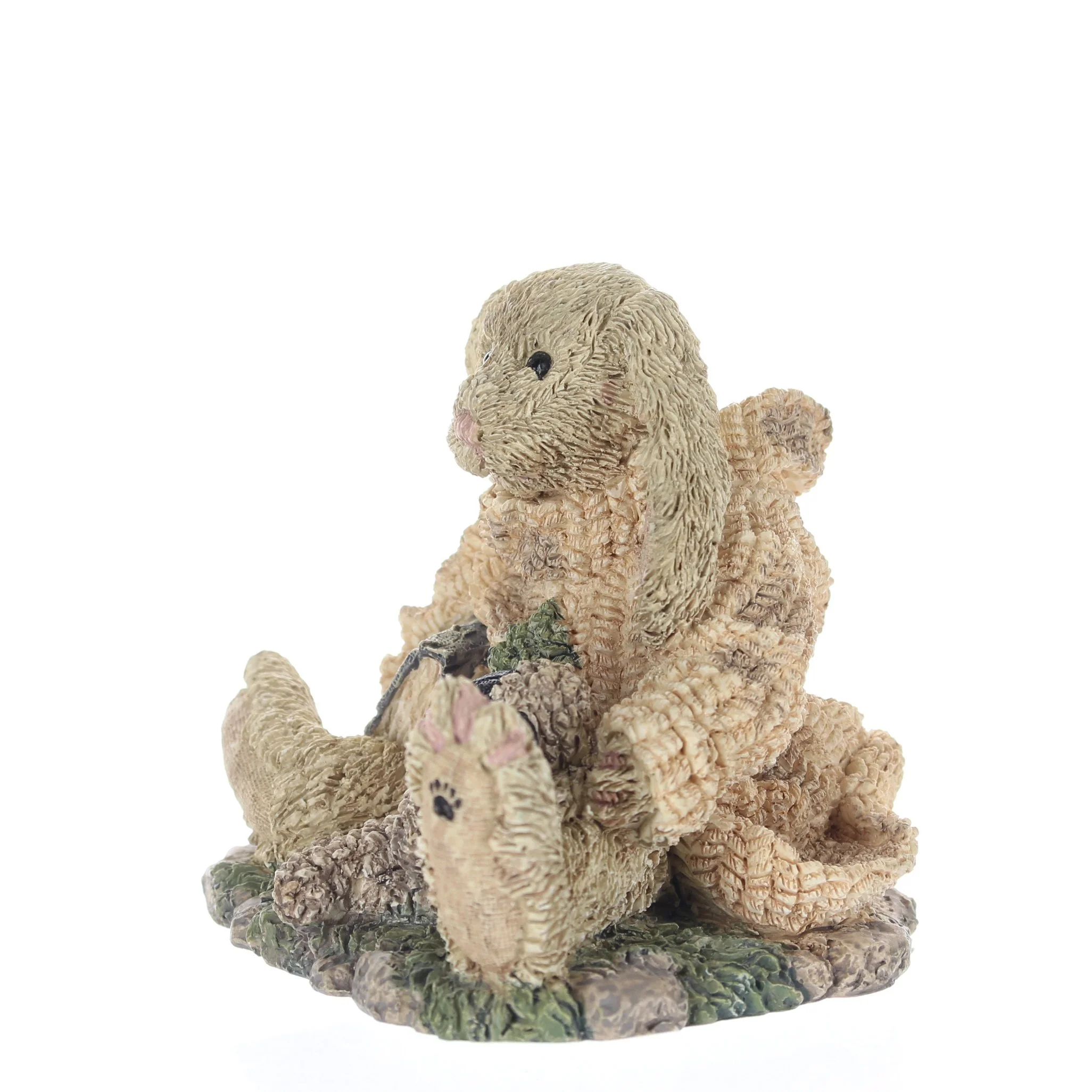 The Bearstone Collection Vintage 1993 Resin Figurine Lop Rabbit W/Lamb 2011 - Image 2