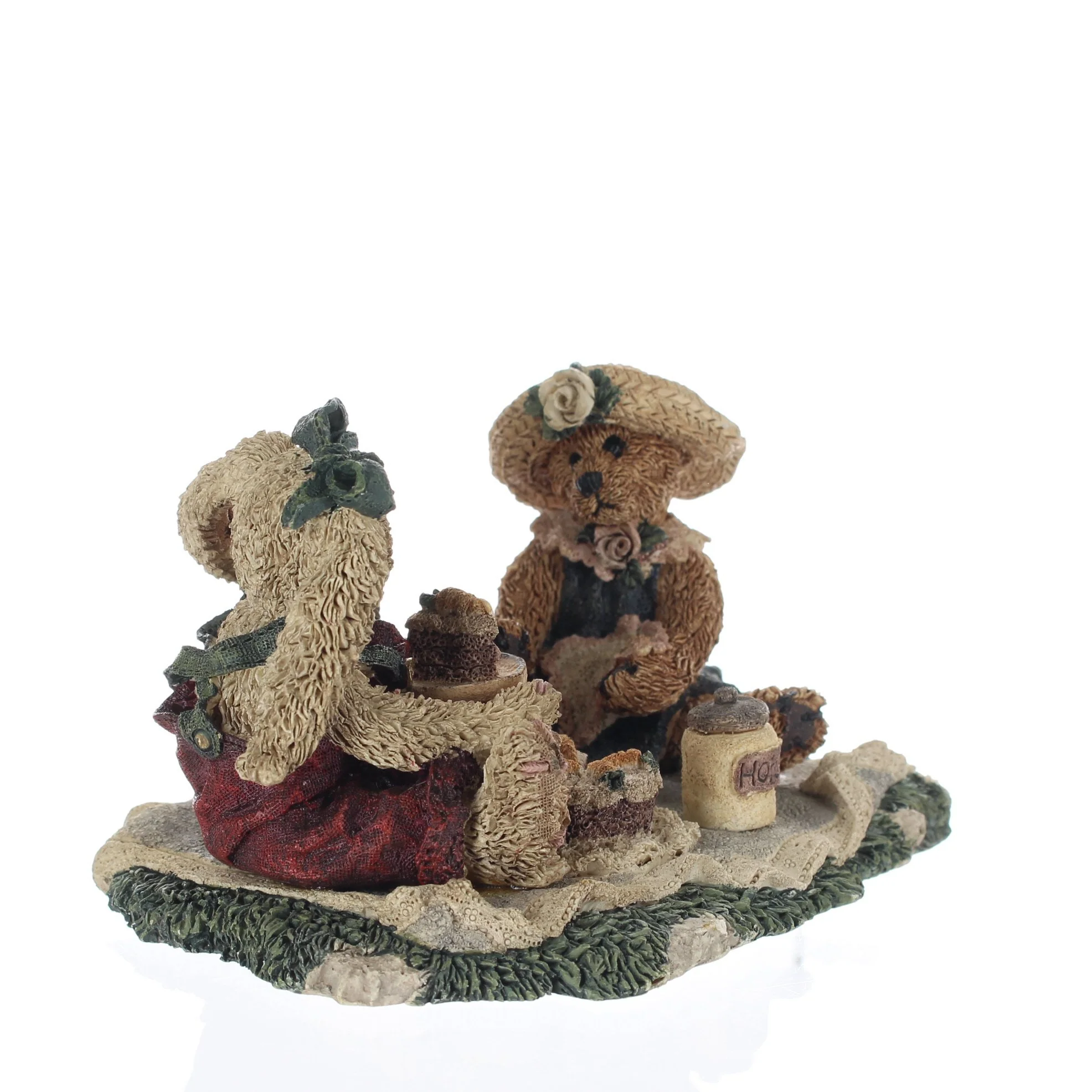 The Bearstone Collection Vintage 1993 Resin Figurine Picnic Bear 2018 - Image 8