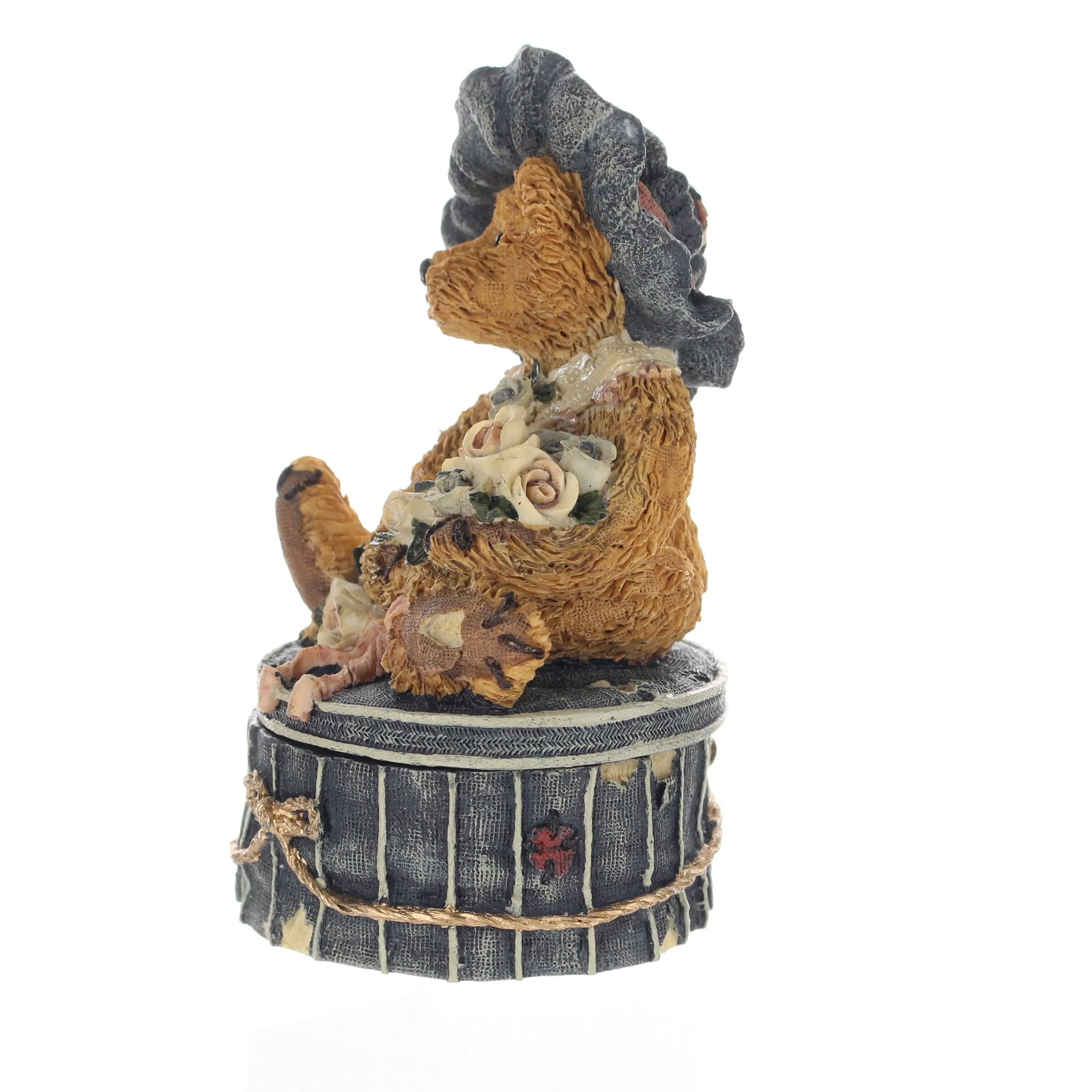 The Bearstone Collection Vintage 1993 Resin Figurine Victoriaâ€¦The Lady 2004 - Image 2