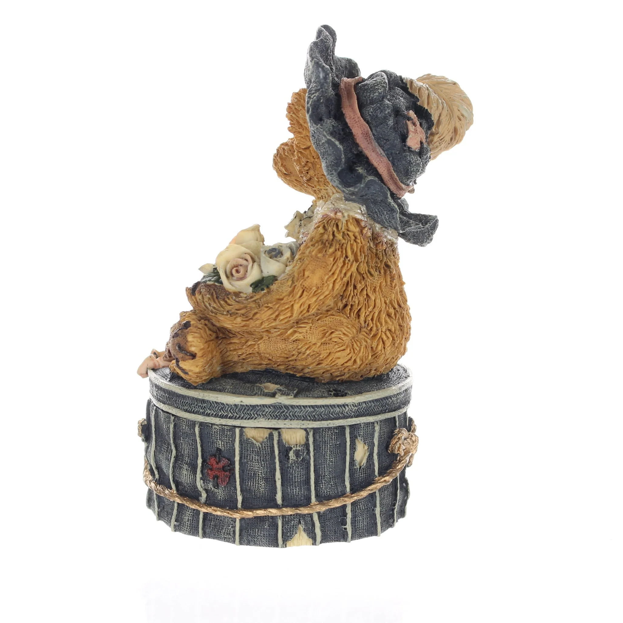 The Bearstone Collection Vintage 1993 Resin Figurine Victoriaâ€¦The Lady 2004 - Image 3