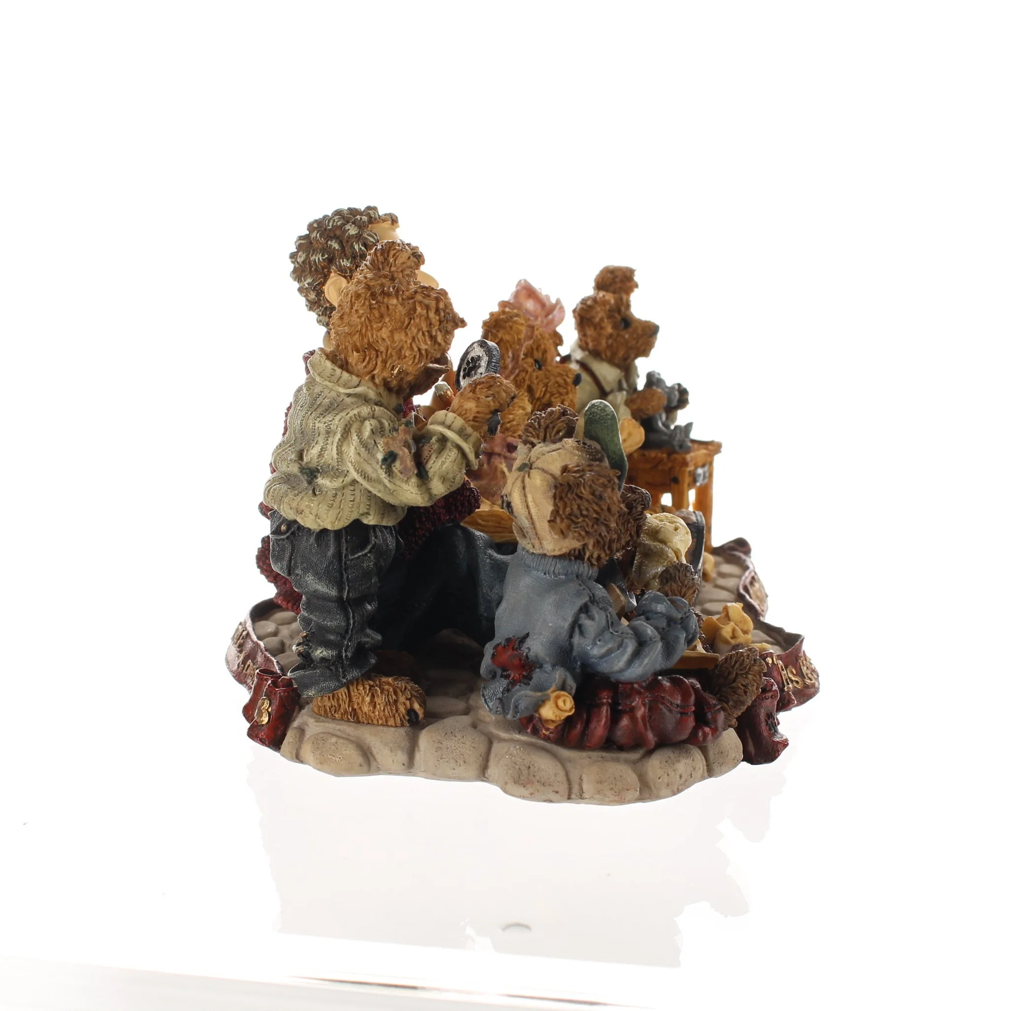 The Bearstone Collection Vintage 1998 Resin Figurine Work Is Love Made Visible - Image 7