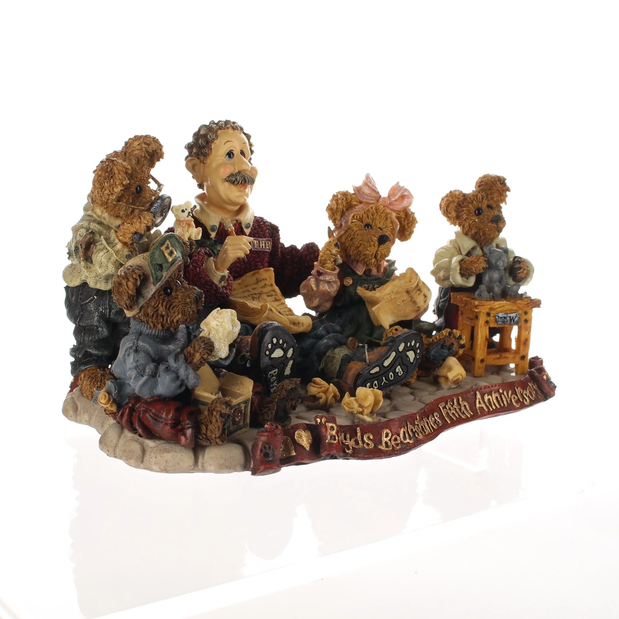 The Bearstone Collection Vintage 1998 Resin Figurine Work Is Love Made Visible - Image 8