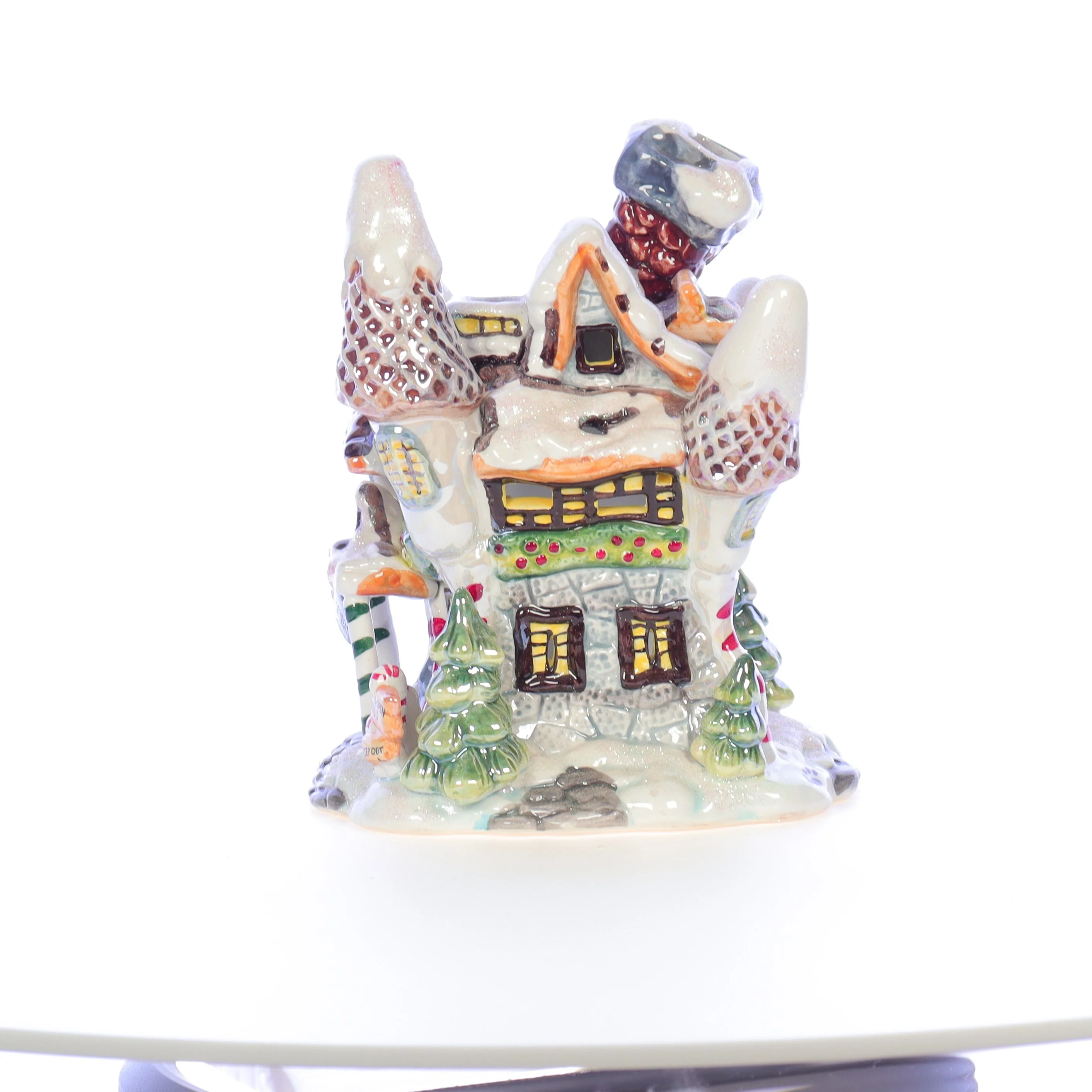 The Bearstone Collection Vintage 2002 Resin Figurine Kringle's Frosty Retreat - Image 3