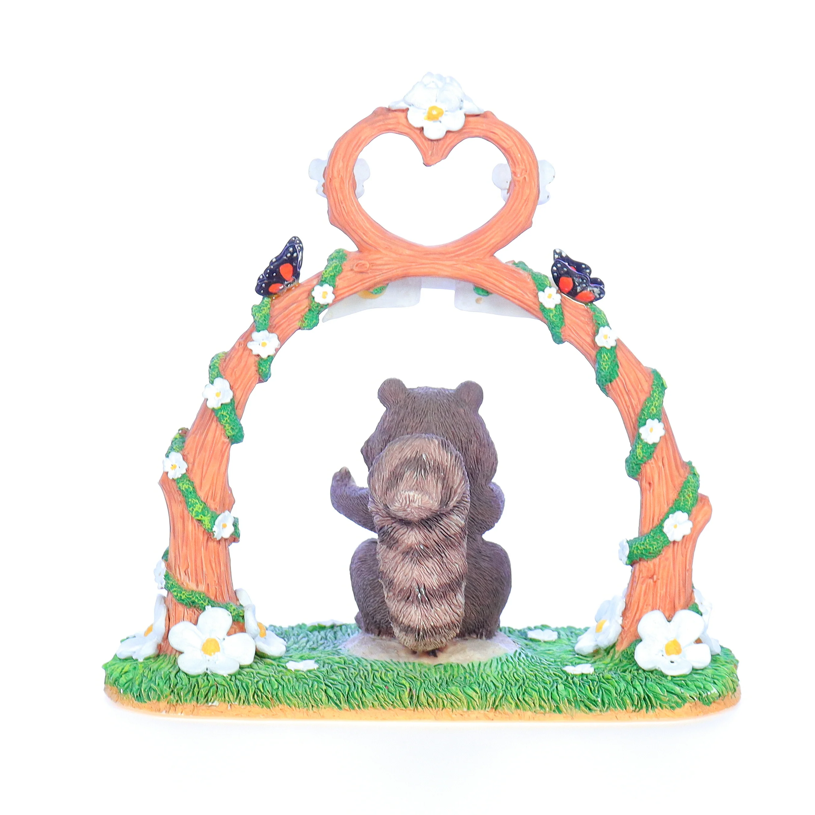 Charming Tails Vintage Resin Wedding Figurine 82/108 The Altar Of Love 5.75" - Image 5