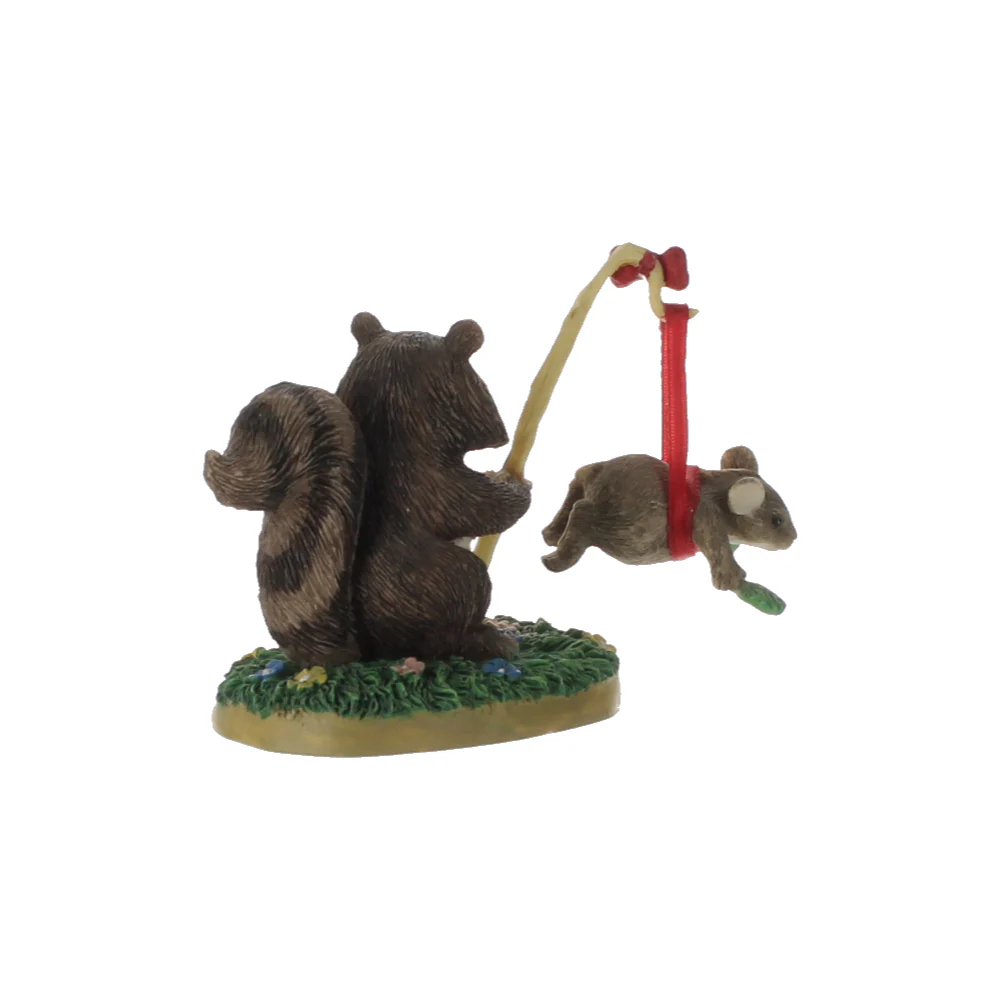 Charming Tails Vintage Resin Figurine Training Wings 87398 - Image 4