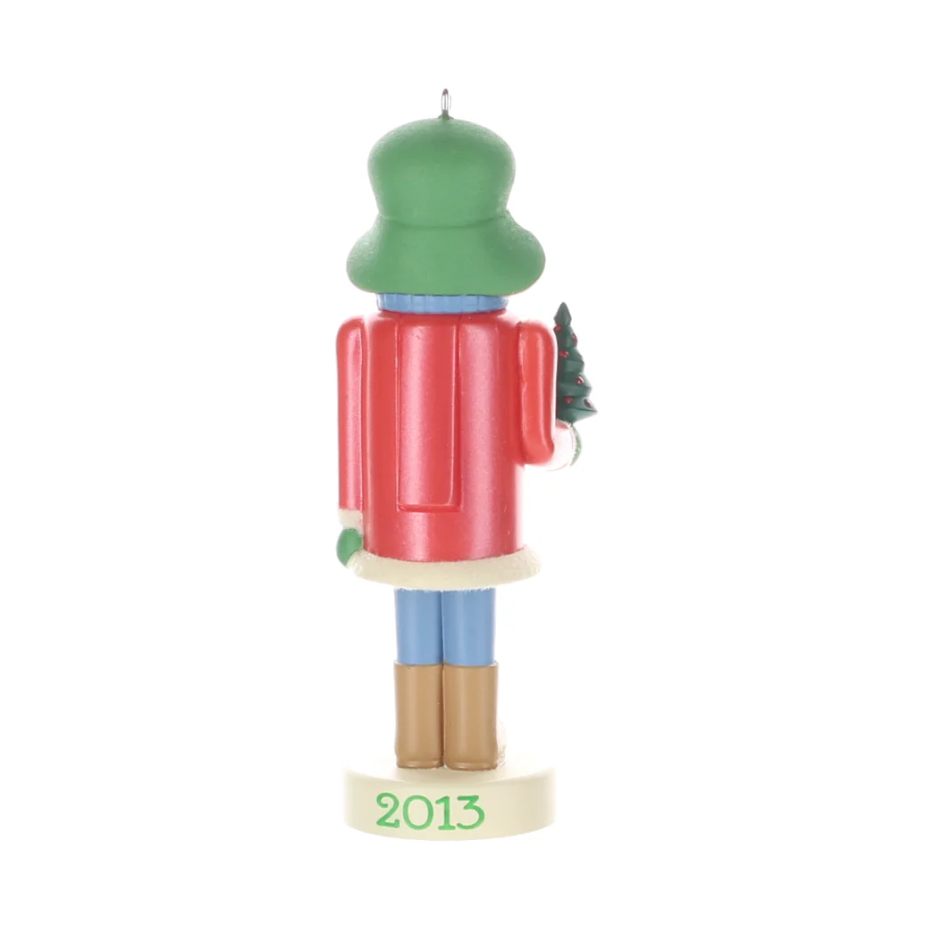Hallmark Vintage 2013 Resin Figurine Dashing Dad QXG1835 - Image 5