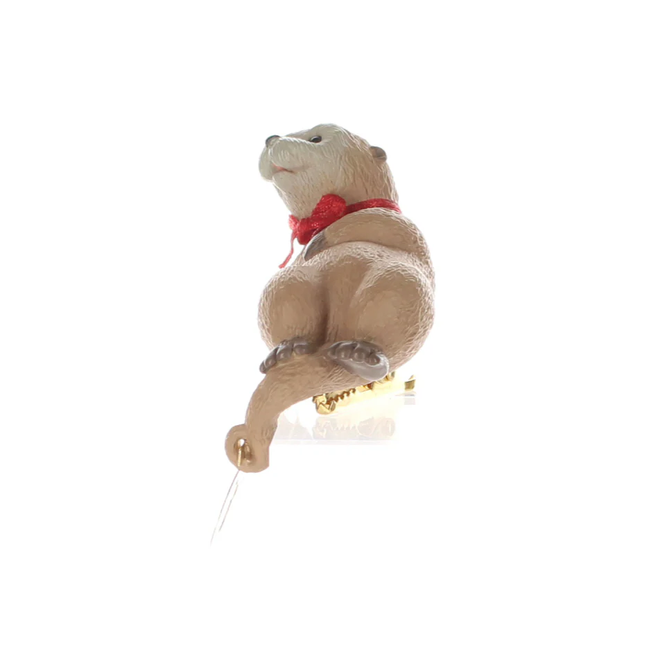 Hallmark Vintage 1995 Resin Figurine Fabulous Decade QXS5147 - Image 3