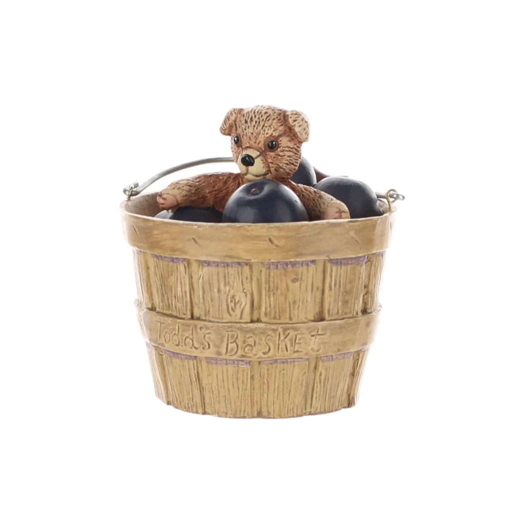 Jan Hagara Vintage  Porcelain Figurine Todd's Basket TM1382