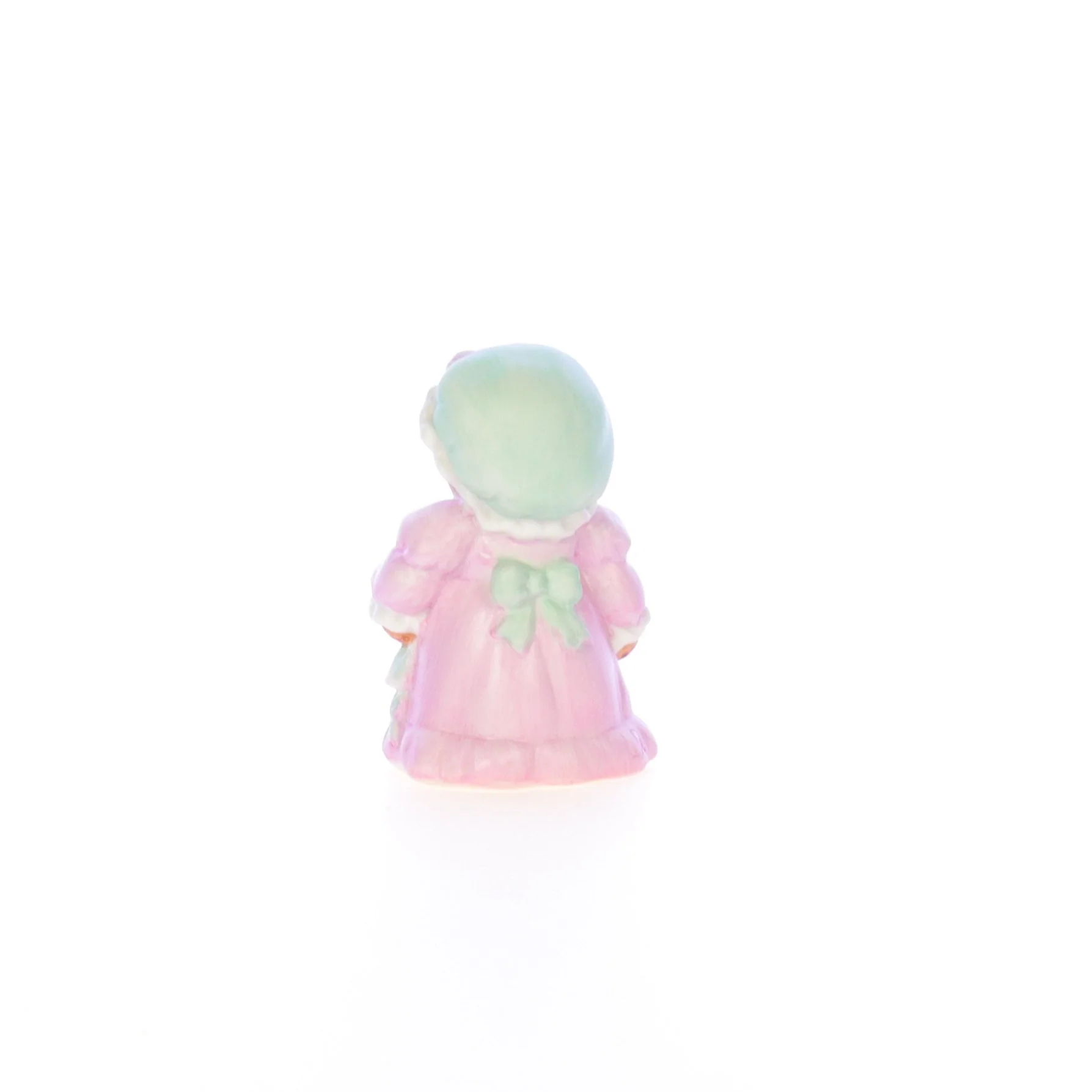 Lucy and Me Vintage 1987 Porcelain Figurine Bear with Bonnet Lucy_Unknown_006 - Image 4