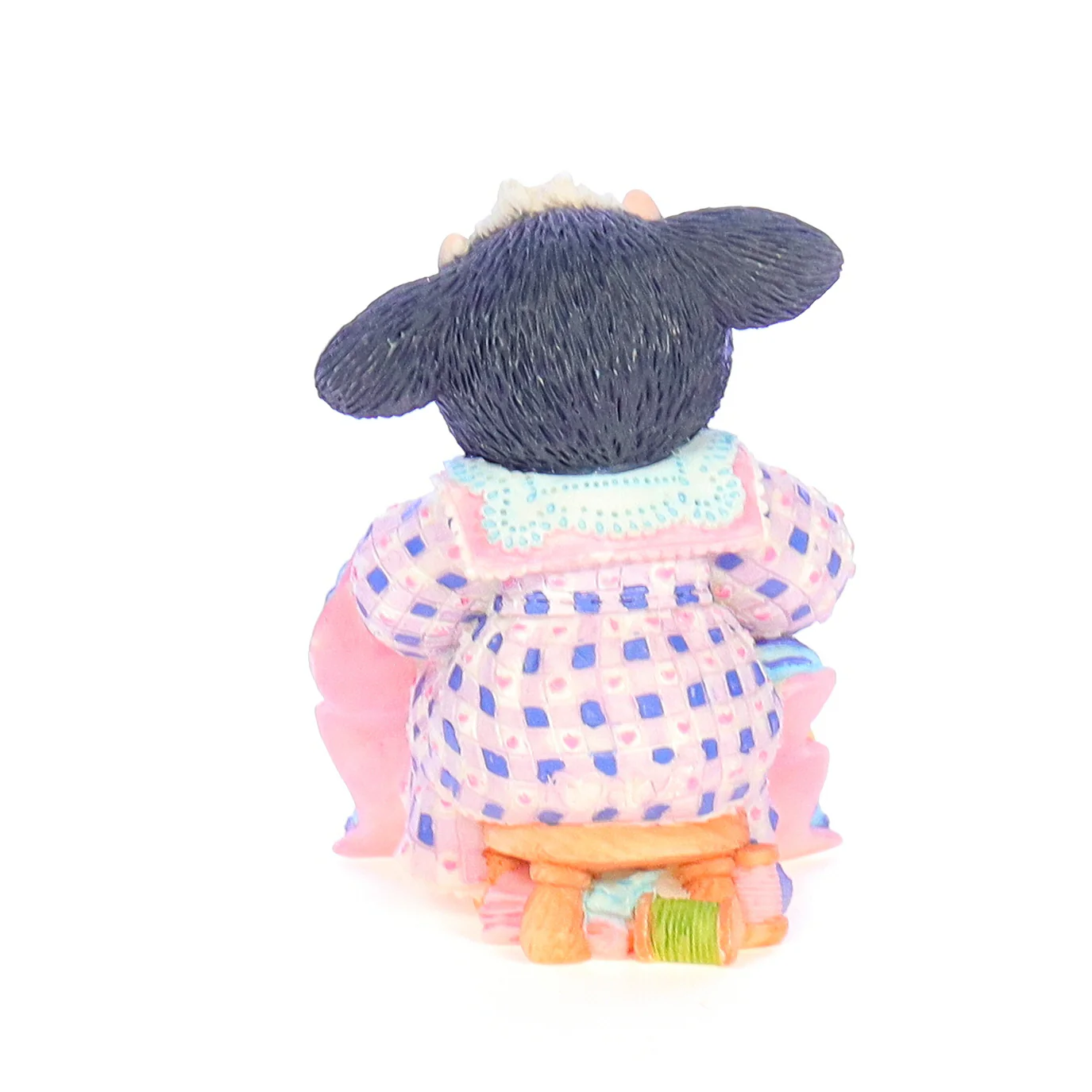 Marys Moo Moos Vintage Resin John Deere Figurine 674494 You're Sew Deere To Me 3" - Image 5
