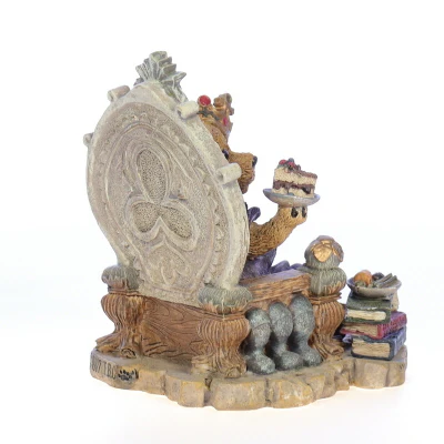 The Bearstone Collection Vintage Resin Literature Limited Edition Figurine 1997 - Image 6