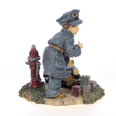 The Dollstone Collection Vintage Resin First Responders Limited Edition Figurine - Image 7