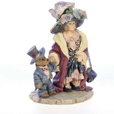 The Dollstone Collection Vintage Resin Shopping Figurine 3529 1998 5.5" - Image 8